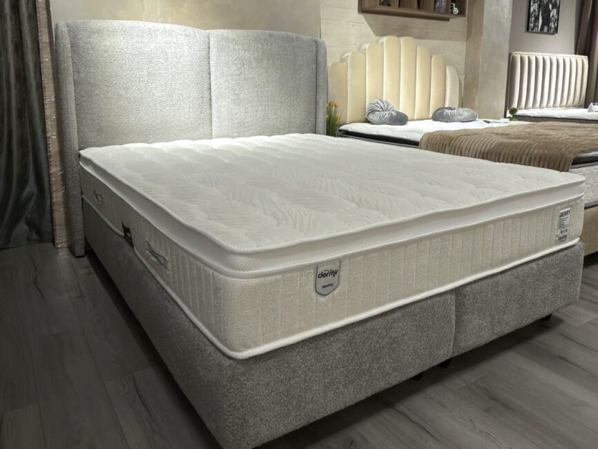 mobila dormitor pat Reina