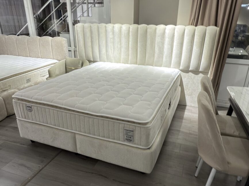 mobila dormitor pat Concord